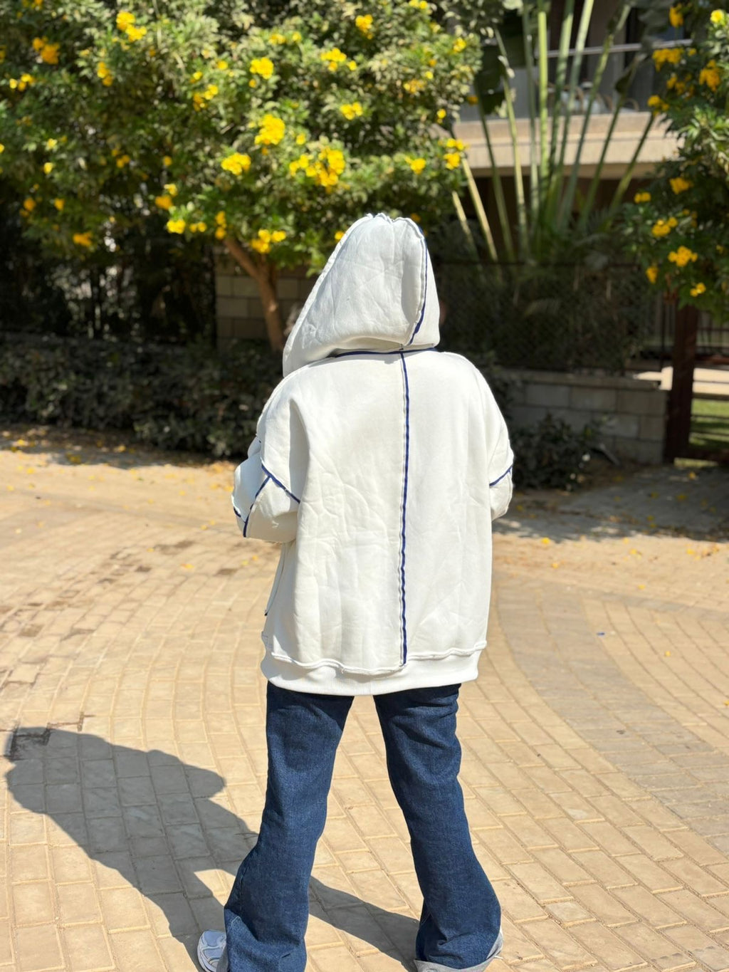 Jacket with blue stripes (one size)