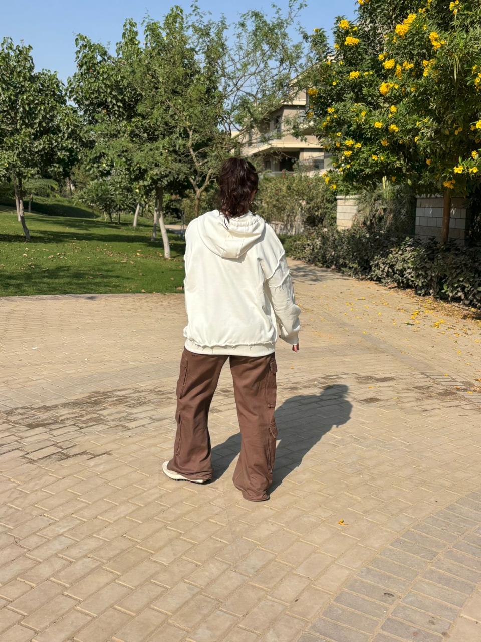 Beige hoodie (one size)