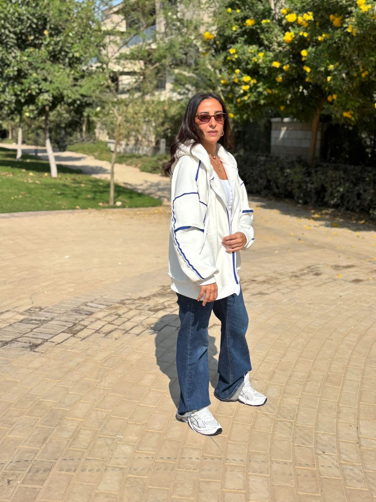 Jacket with blue stripes (one size)