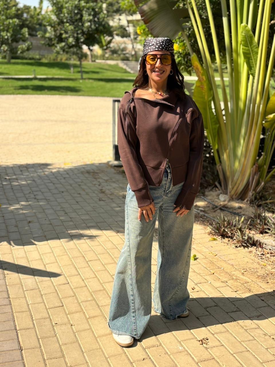 Zipper sweatshirt brown