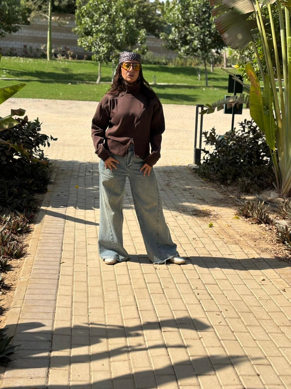 Zipper sweatshirt brown